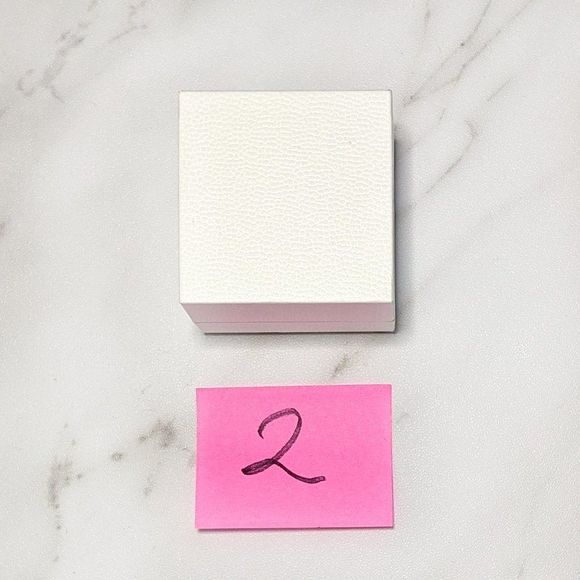 Pandora Square Authentic Jewelry Gift Box - Picture 2 of 5